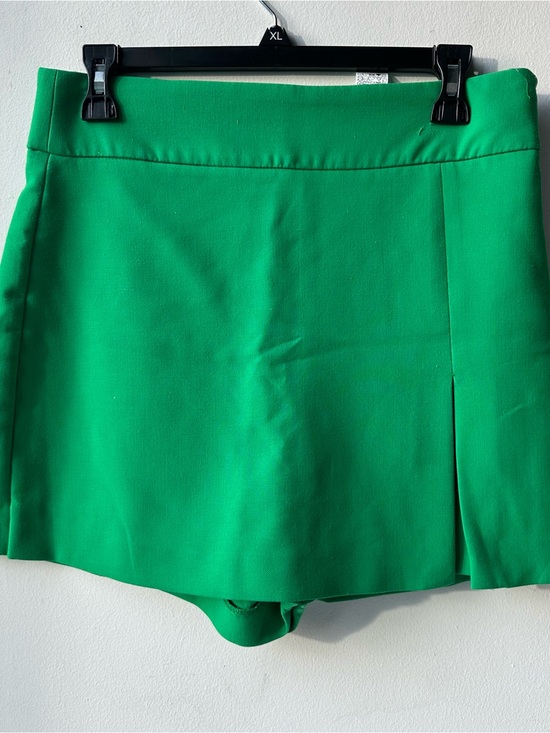 Zara Pants - Zara women’s Shirt Size M Bright Green Women's Skort